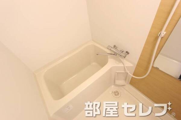 きれいなバスルームです。