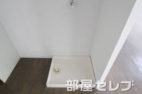 室内洗濯機置場です。