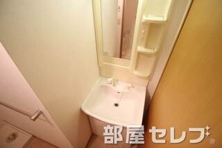 洗髪洗面化粧台。イメージ写真
