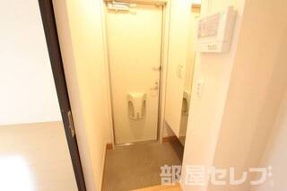 103号室の写真を流用しています。