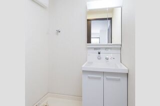 同タイプの別物件です。現状優先です。