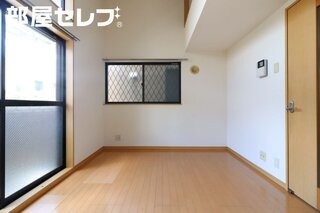 103号室参照