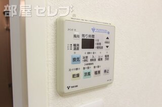 テレビモニターフォンで来客時も安心です。