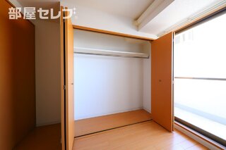 広々クローゼットです。