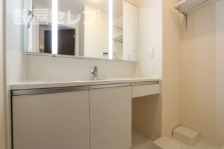 写真は202号室の写真です。