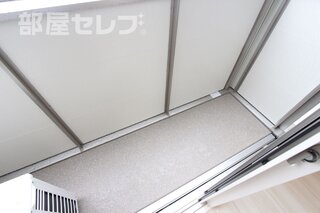 写真は202号室の写真です。