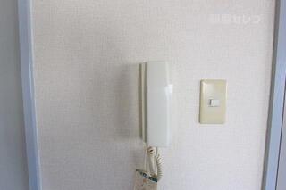 訪問者の確認を出来るので、セキュリティ面も安心です。