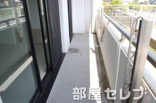 洗濯物たくさん干せますよ。