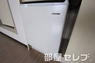 備え付け冷蔵庫です。