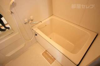 キレイなお風呂は気分も落ち着きますね