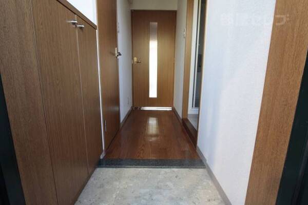 ※402号室内装写真参照