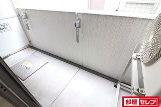 日当たりのいいバルコニーです