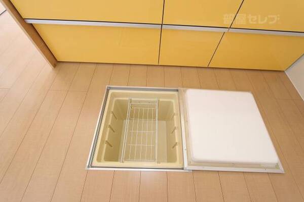 床下収納もあるんです。
