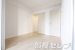 居室部分は寝室、仕事部屋に。