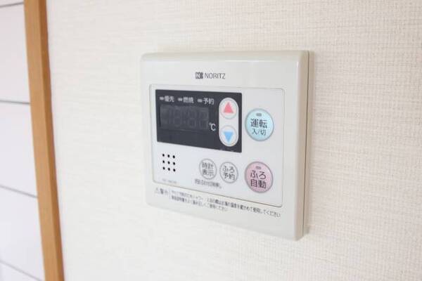 キッチンからお風呂のお湯の捜査ができます