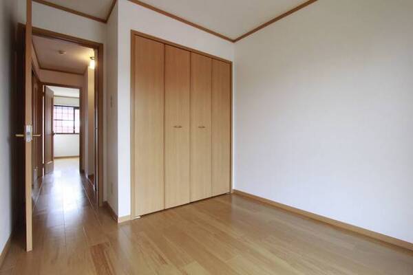 ※201号室室内参照