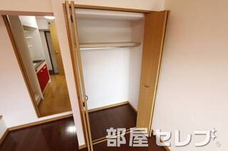 収納スペースもあります。