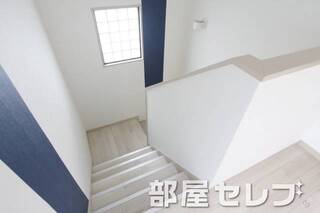 メゾネットタイプ。