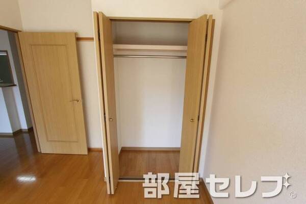 クローゼット。