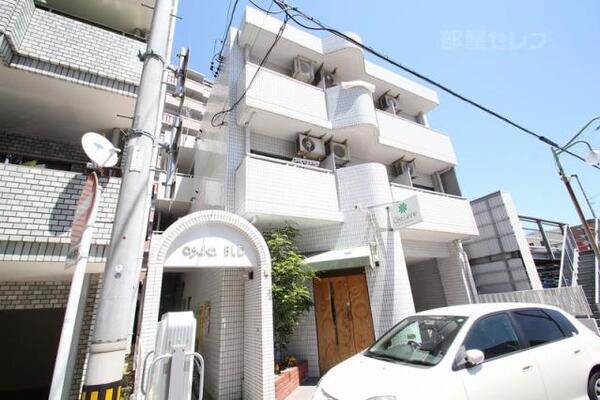 おしゃれな外観です。