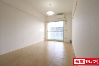 フローリングも綺麗です。