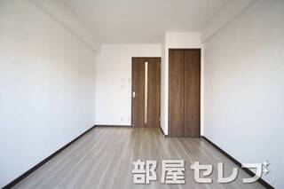 約7.5帖の空間。