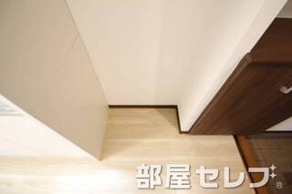 冷蔵庫置きはこちらへ。