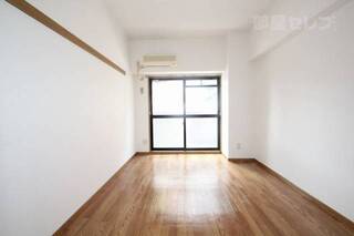 光溢れるお部屋です