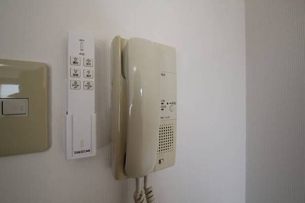 303号室撮影。