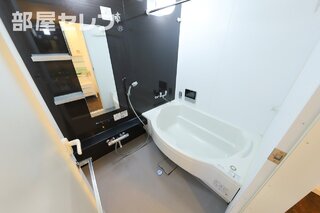 お風呂にテレビ設置されてますよ！