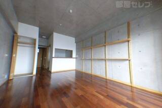 ※8B号室内装写真参照