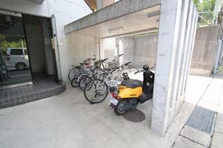 自転車はここですよ。