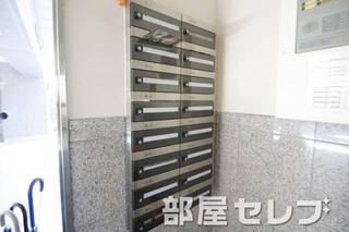 ダイヤル式ポスト。
