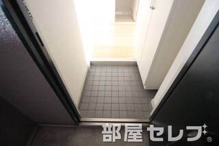 玄関口。