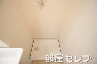 室内洗濯置き場。