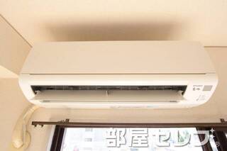 嬉しいエアコン1台完備です。