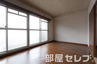 寝室。