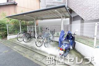 自転車置場。