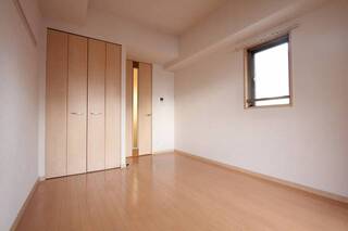 明るいお部屋です