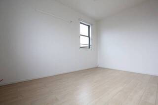 他号室・違う間取りのお部屋になります。