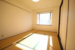 出窓付きの和室です イメージ写真
