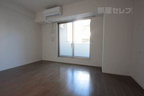 間口の広いお部屋です。