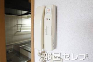 インターホン。