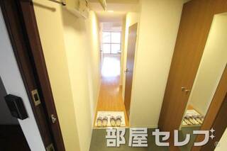 玄関からの写真です。