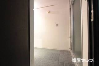 玄関回りもスッキリしてます