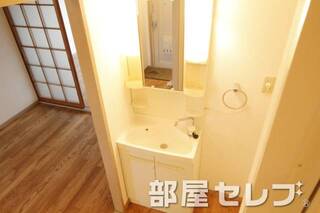 使い勝手のよい洗面台です。