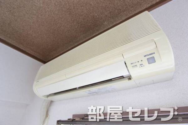 冷暖房完備でいつでも快適です。