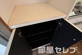 玄関すっきりシューズボックスです。