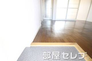 玄関口。