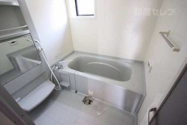 ゆったりサイズのお風呂